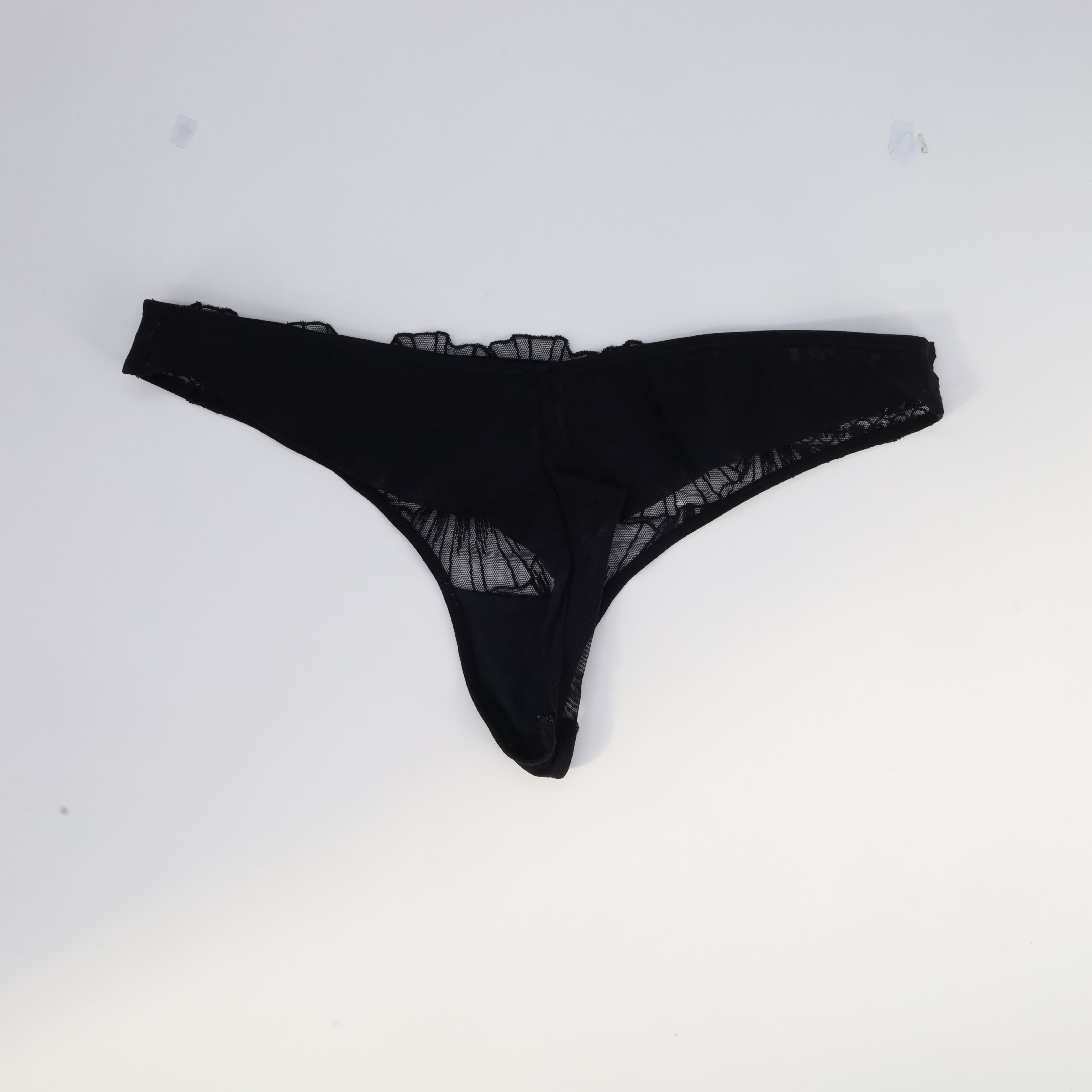 String ETAM Noir