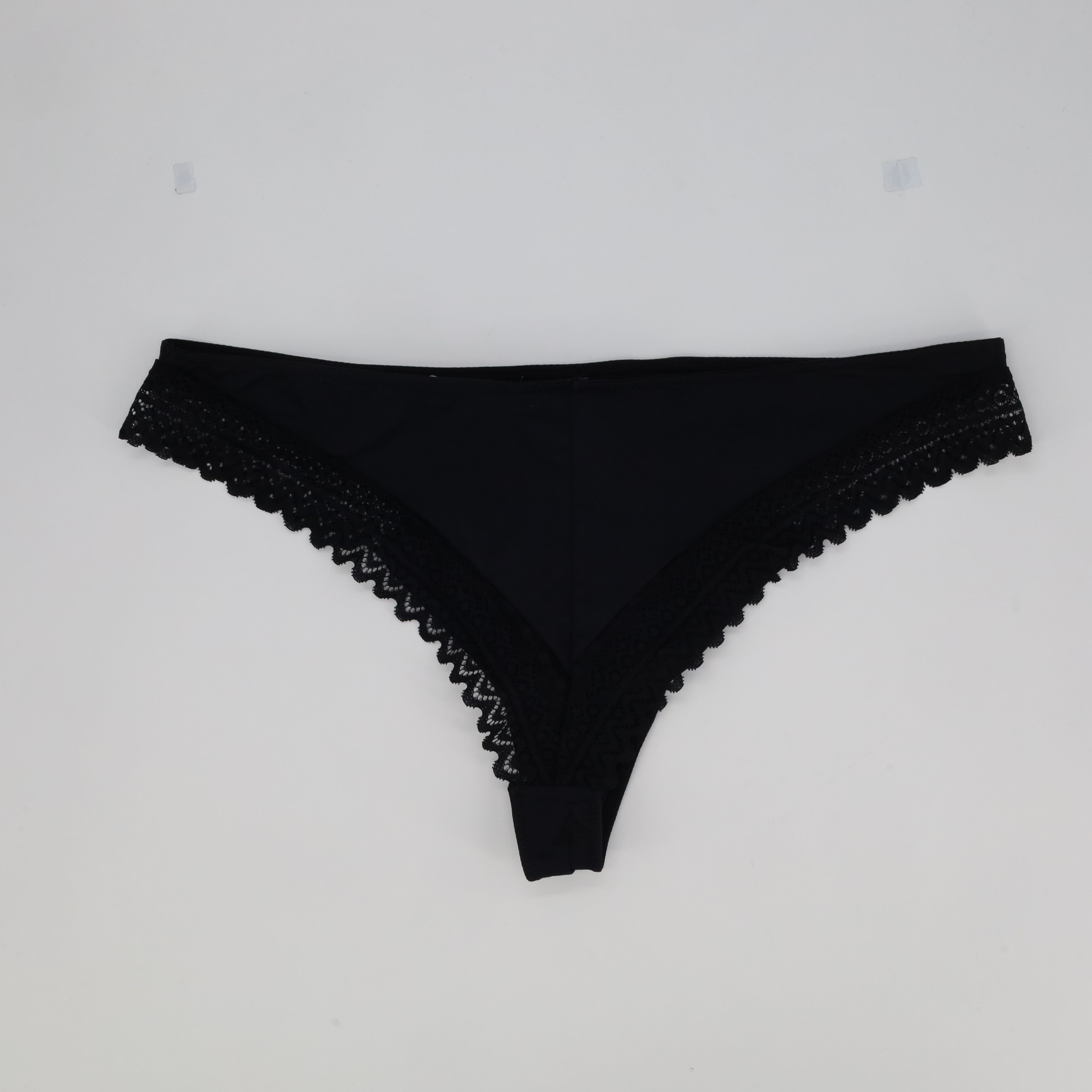 Tanga RougeGorge Noir
