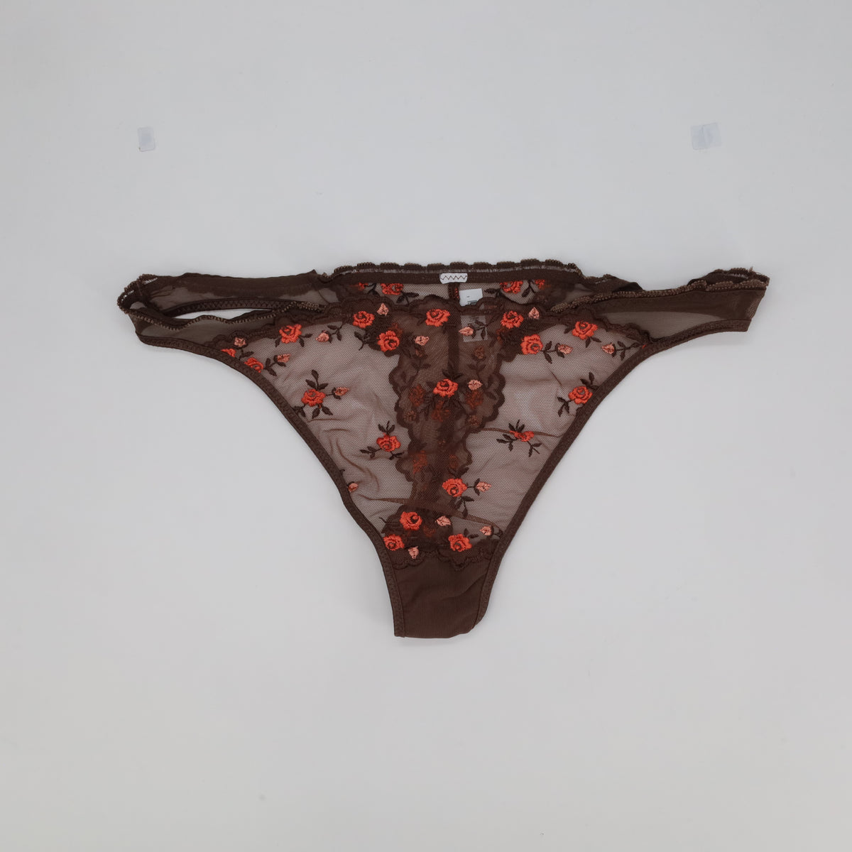 String Passionata Marron
